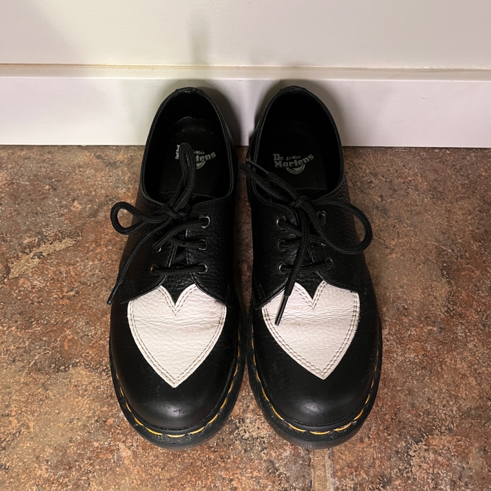 Womens Doc Martens Amore Oxford Shoes - Size 7